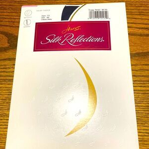 Hanes Silk Reflections Classic Navy Pantyhose New